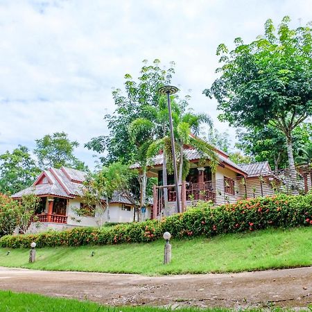 Mont Goei Pai Hotel Exterior foto