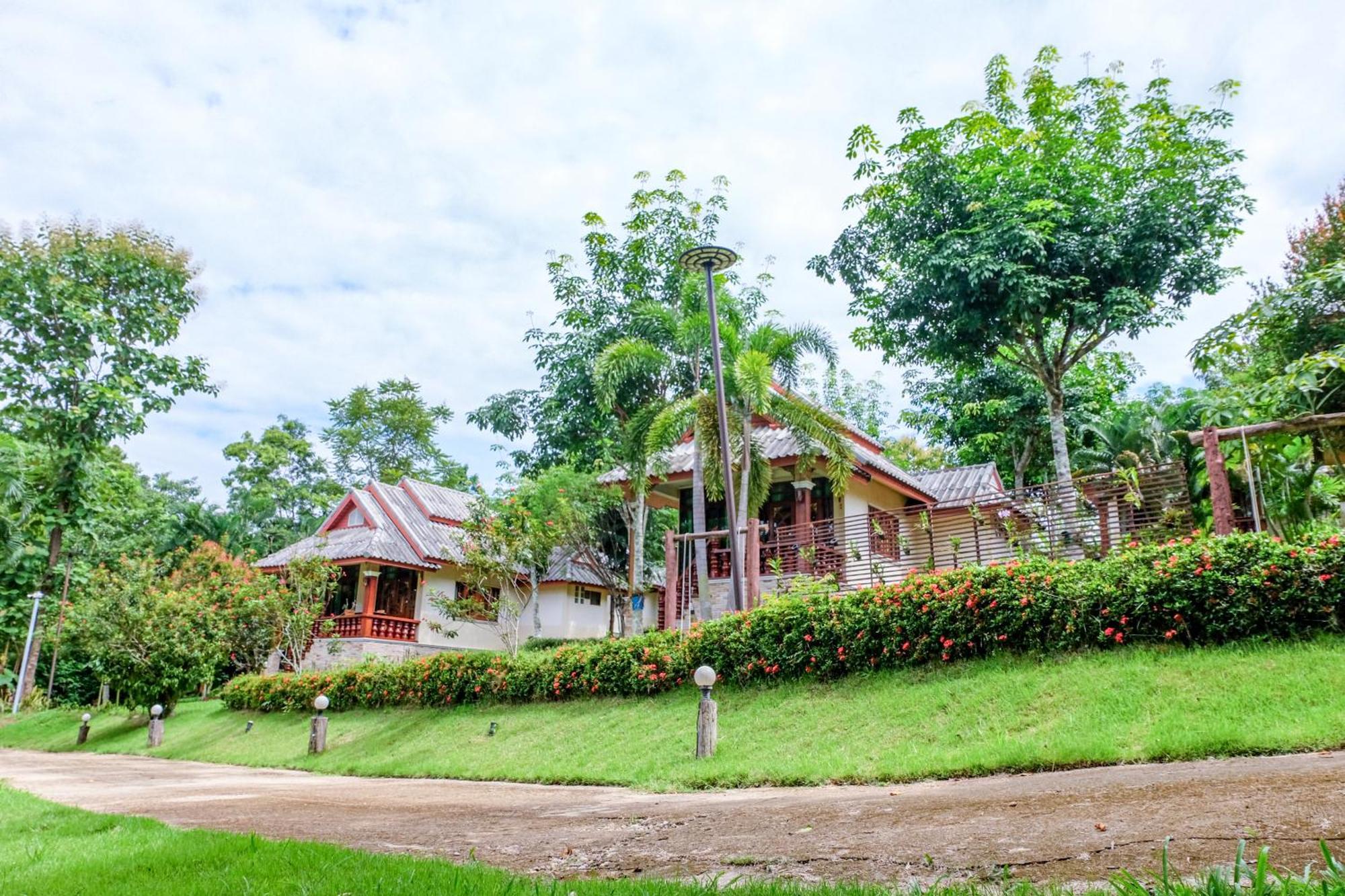 Mont Goei Pai Hotel Exterior foto
