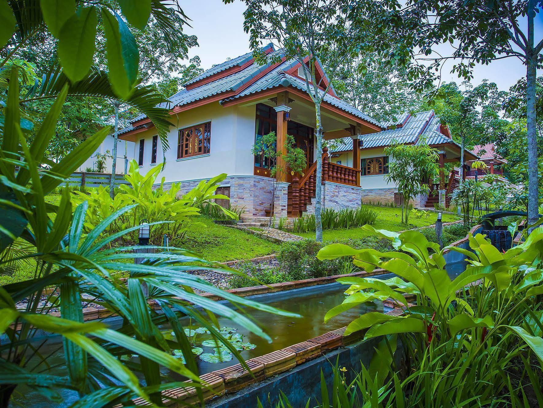 Mont Goei Pai Hotel Exterior foto