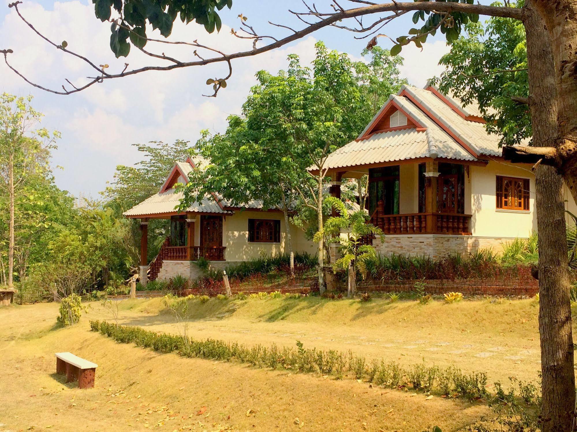 Mont Goei Pai Hotel Exterior foto